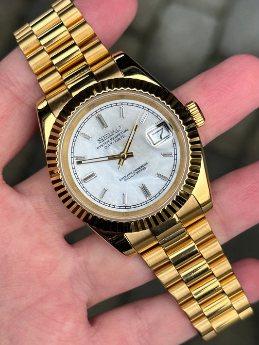 ’Baguette Mother of Pearl’ President Mod