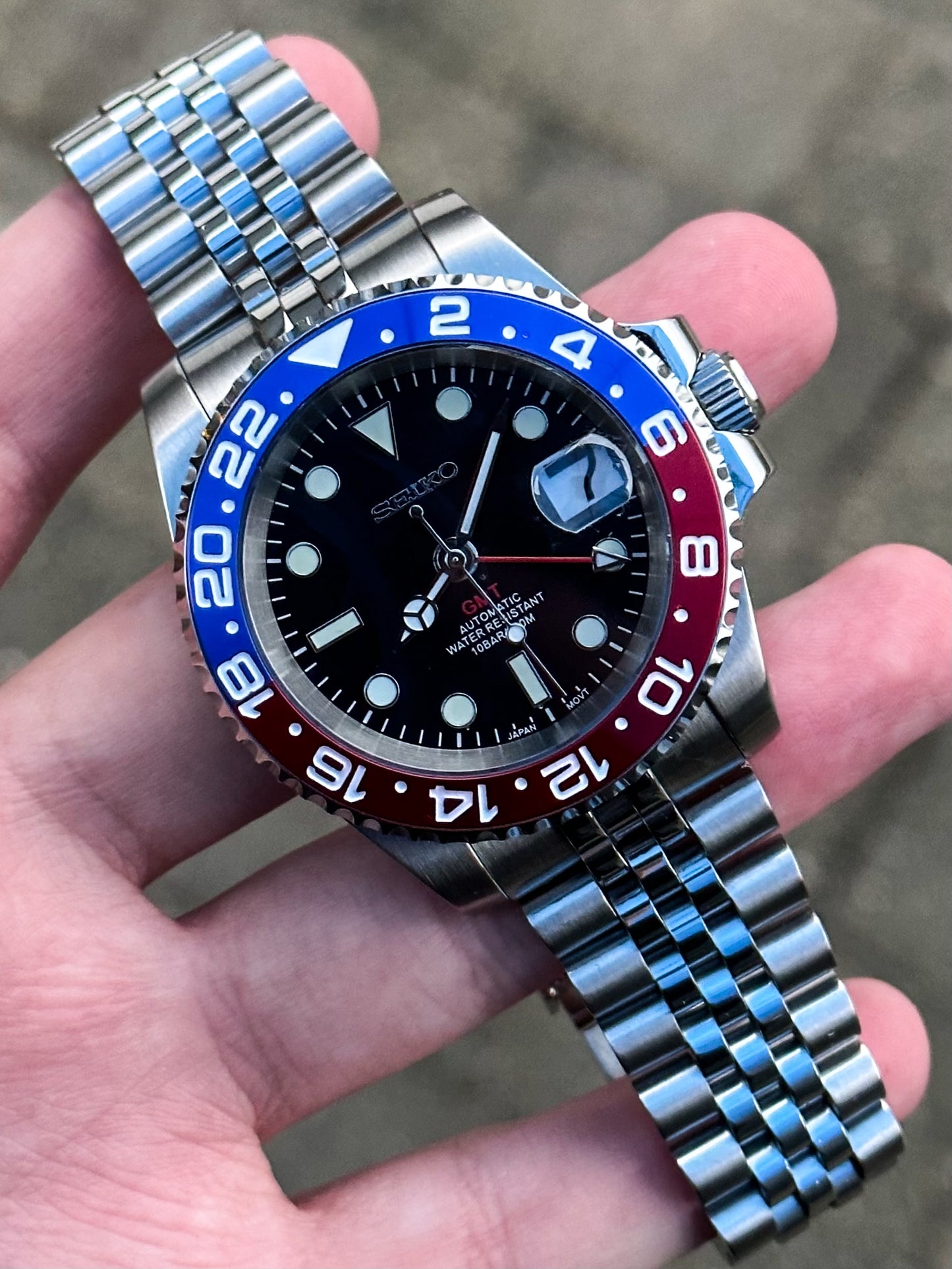 (PRE ORDER) "Pepsi" GMT-Master II Mod
