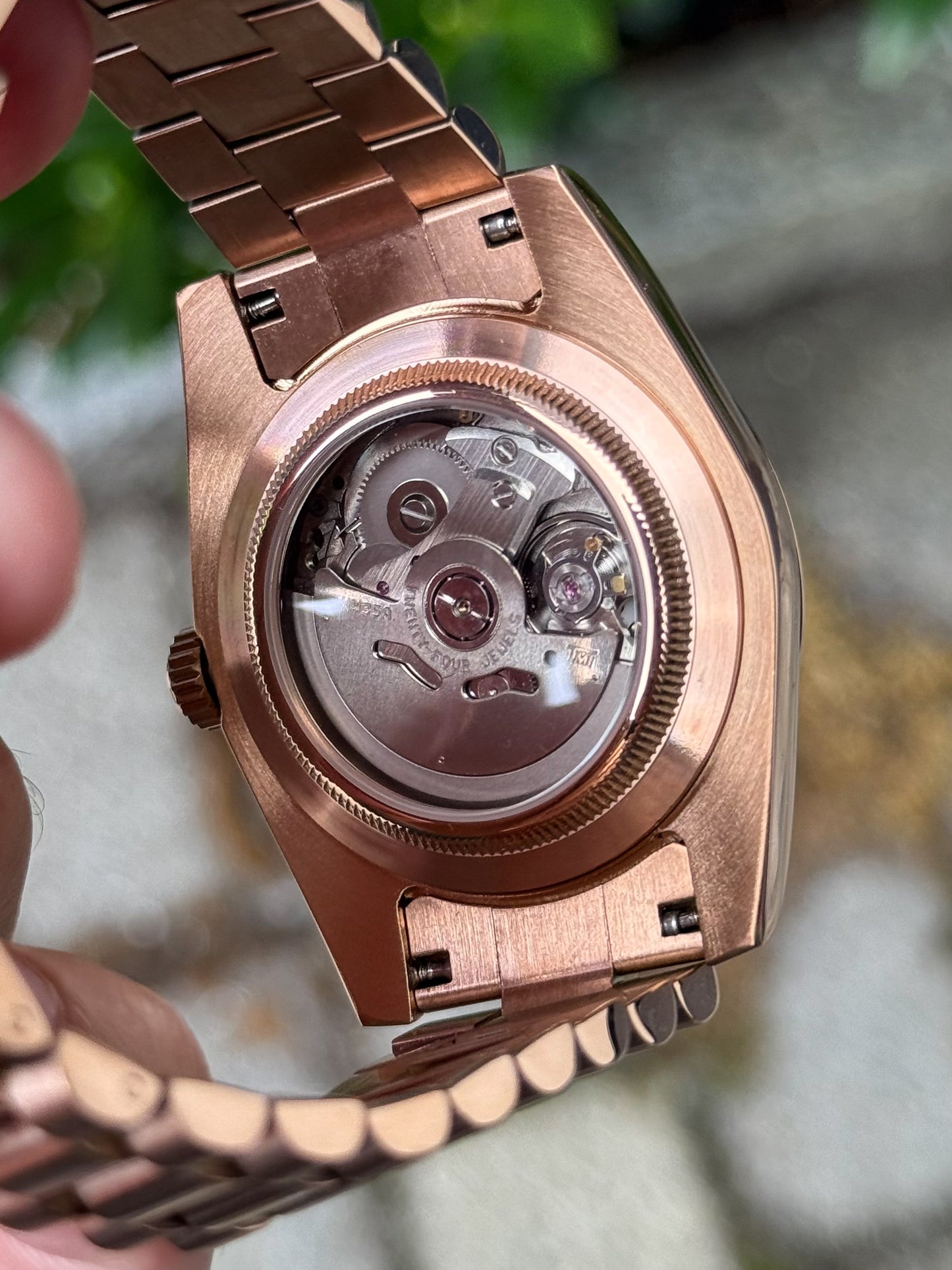 (På lager) Rosegold "Black Arabic" President Mod