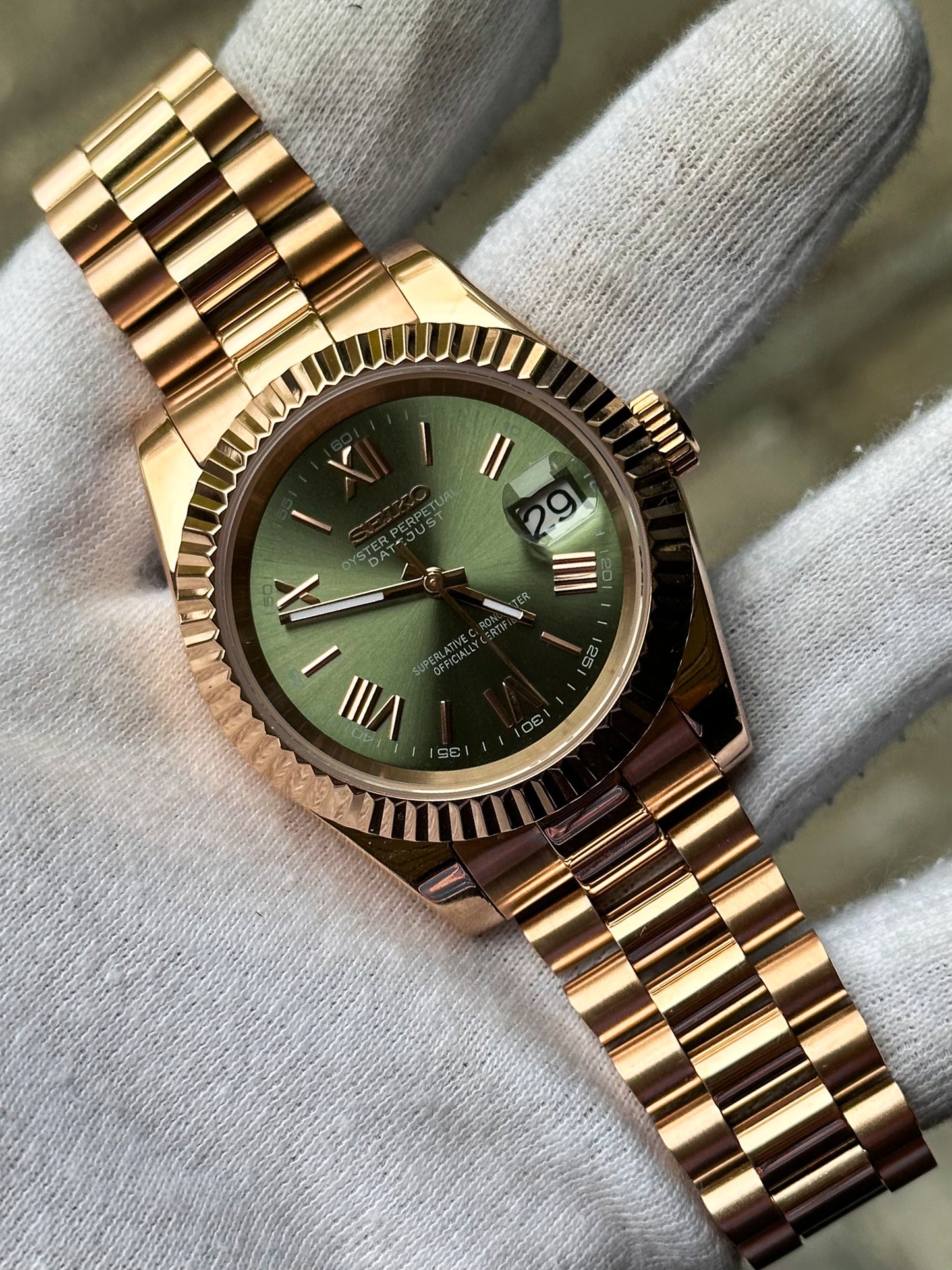 Rosegold "Olive Dial" President Mod
