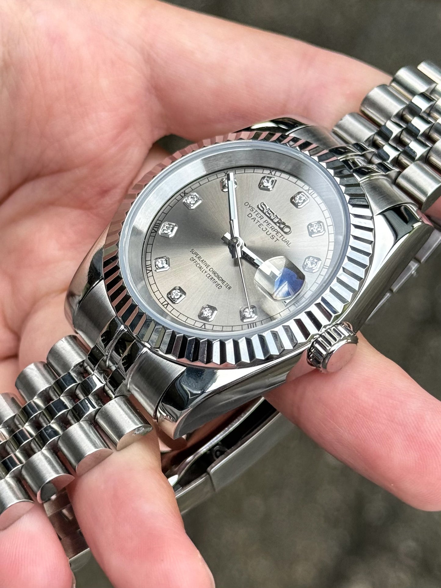 (På lager) "Rhodium Diamond" Datejust Mod