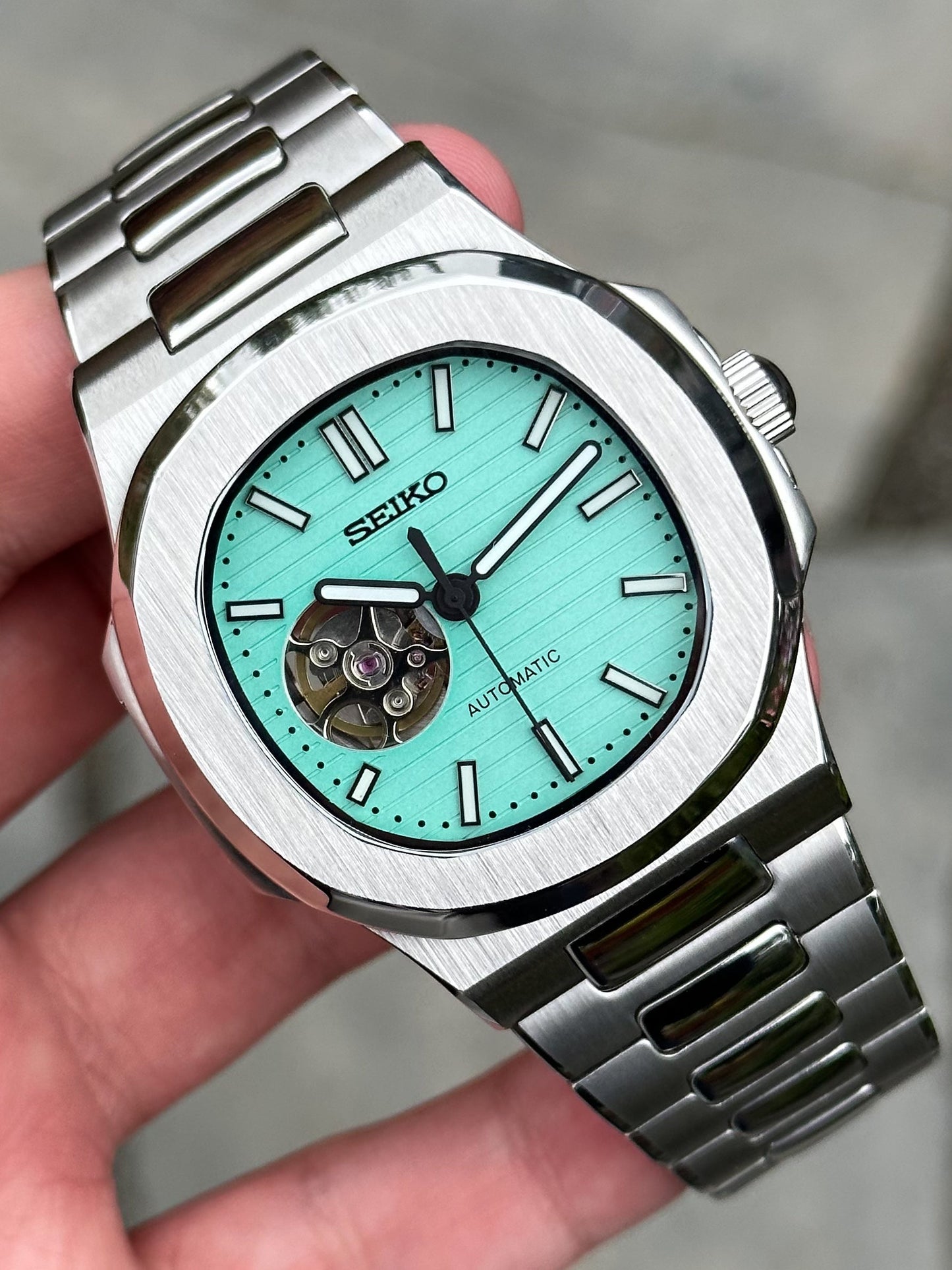 ’Open Heart’ Tiffany Nautilus