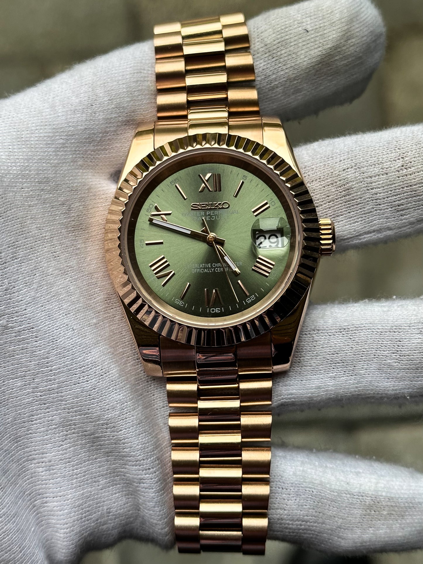 Rosegold "Olive Dial" President Mod