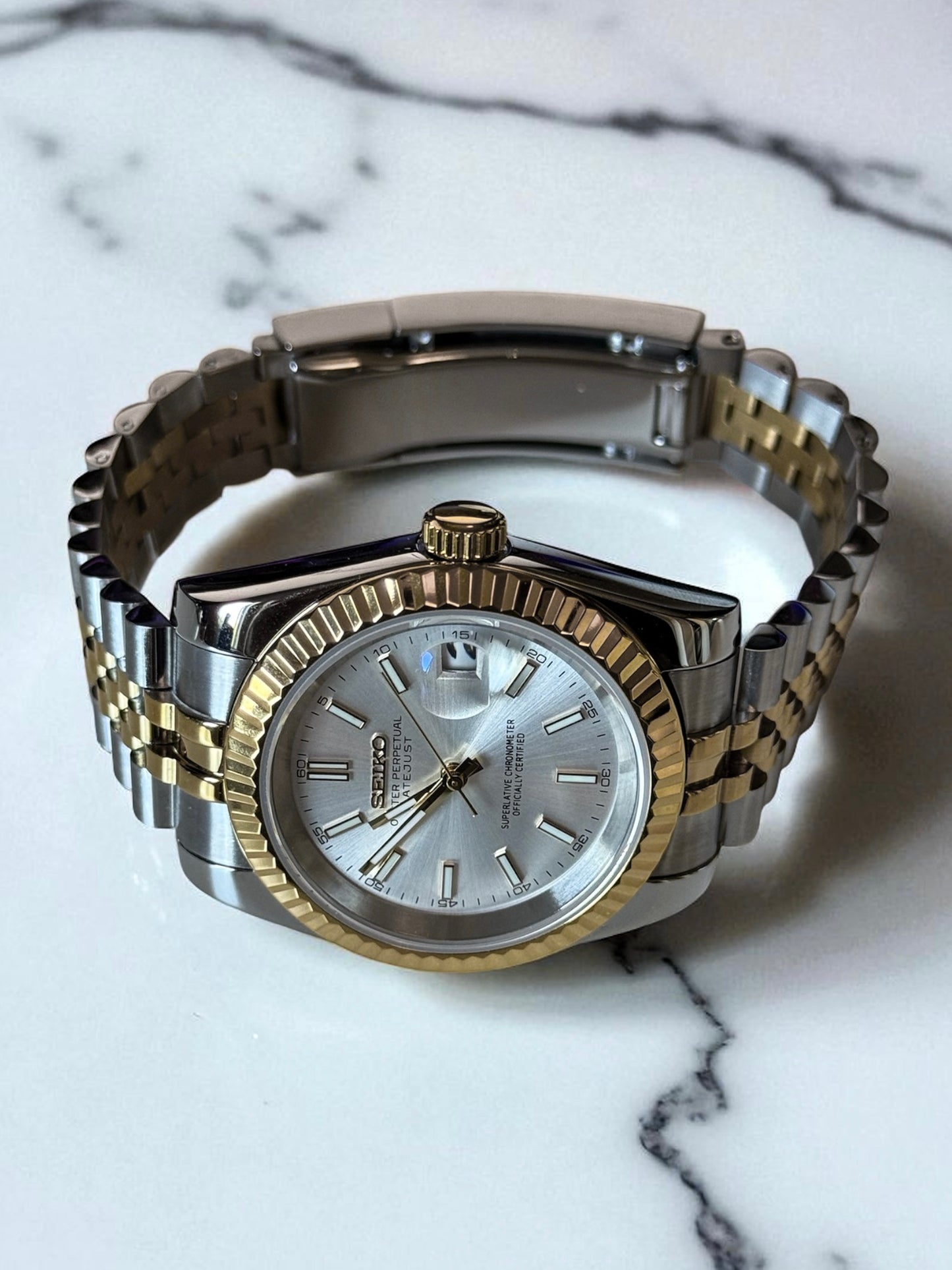 (På lager) Two Tone "Silver Dial" Datejust Mod