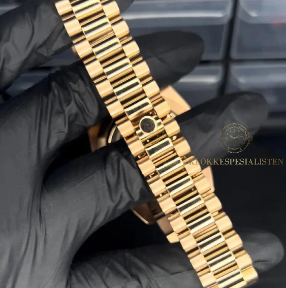 Rosegold ’Poker’ President Mod