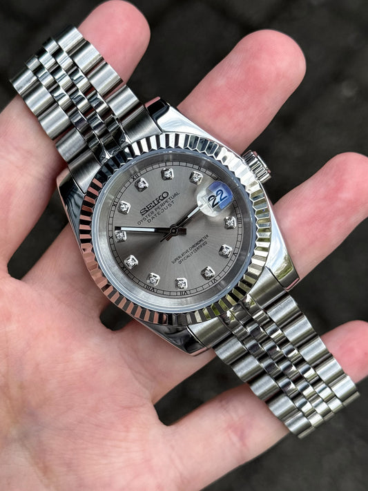 (På lager) "Rhodium Diamond" Datejust Mod