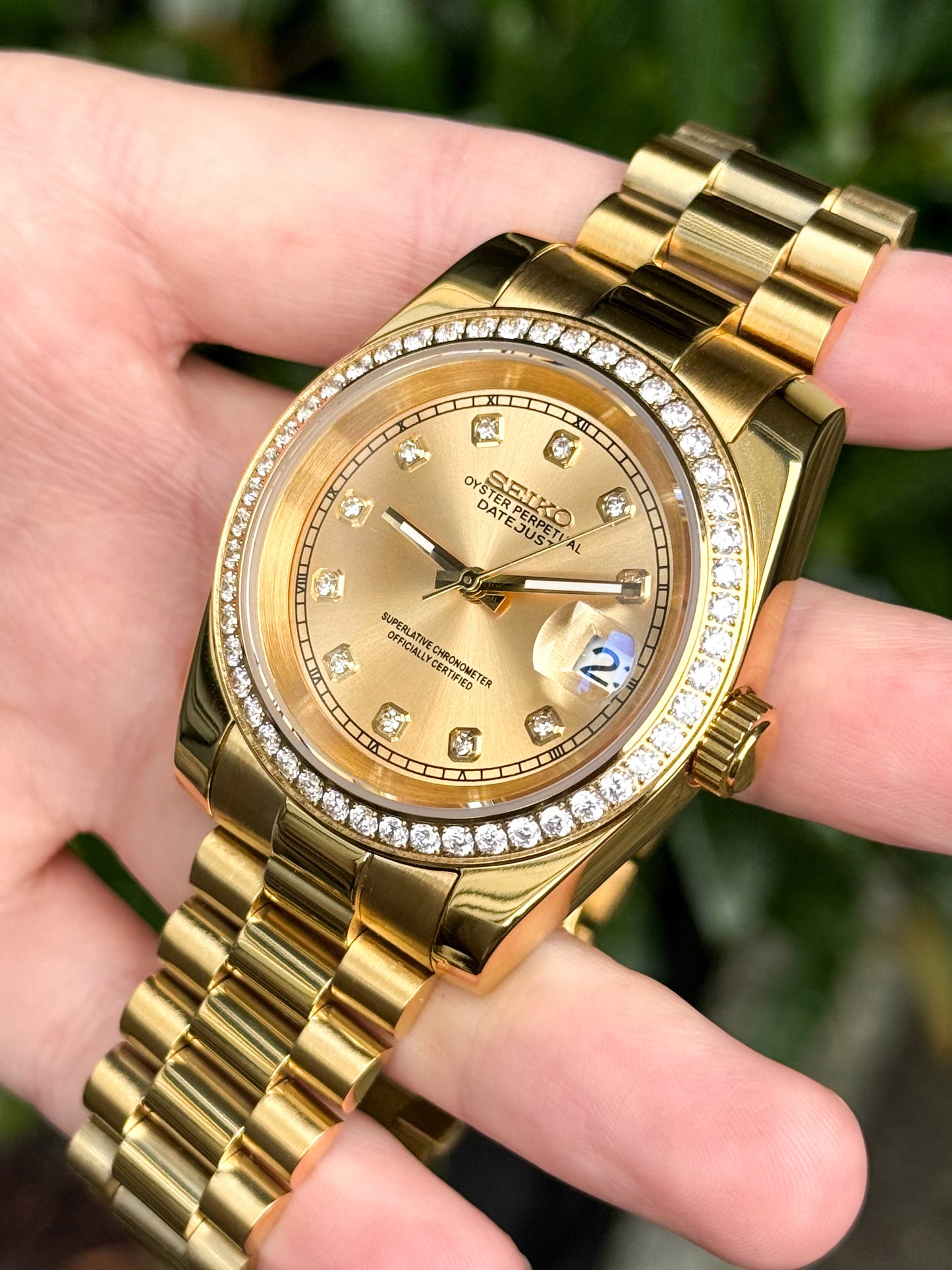 Gold "Full Diamond" President Mod