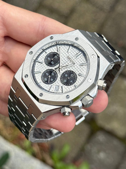 ’Panda’ Royal Oak Chrono Mod