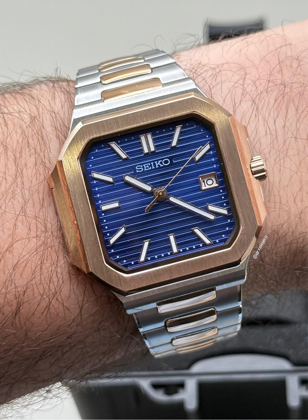 Two Tone "Cubitus" Mod