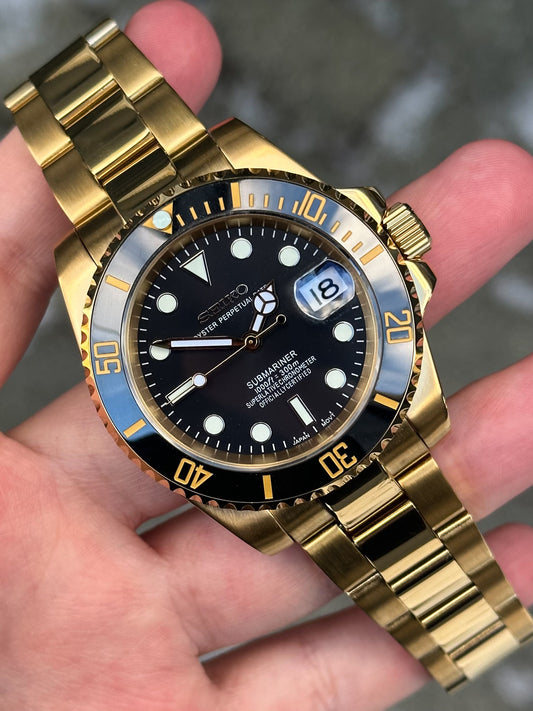 (PRE ORDER) Gold "Black Dial" Submariner Mod