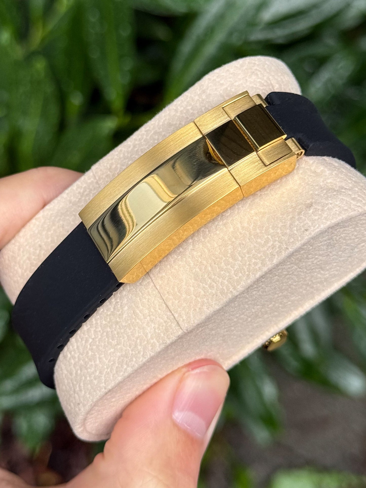 Gold ’Rubber’ Sky Dweller Mod