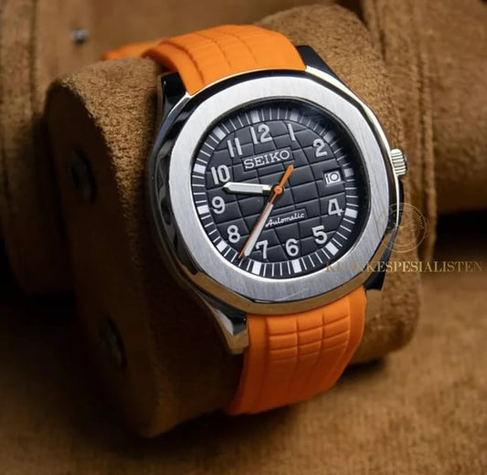 ’Orange’ Aquanaut Mod