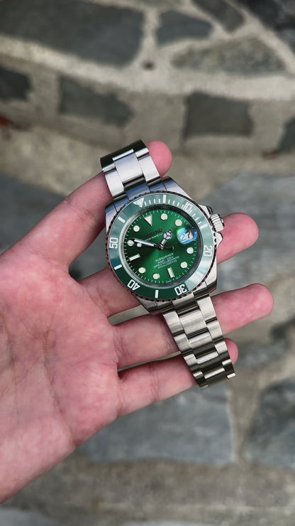 (PRE ORDER) "Hulk" Submariner Mod